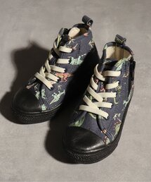 恐竜スニーカー