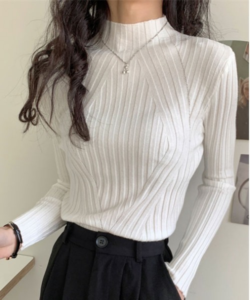 ibeul_（イベール）の「ワイドリブハイネックニットトップス（ニット/セーター・レディース・ホワイト/ブラック/ベージュ/ブラウン/アイボリー・L/M）」の6枚目の写真