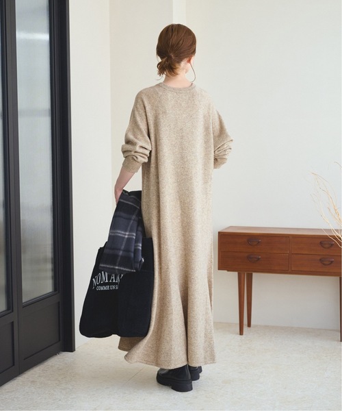 JOURNAL STANDARD（ジャーナルスタンダード）の「《追加》トラペーズワンピース（ワンピース・レディース・グレー/ブラック/ベージュ・38/36）」の16枚目の写真