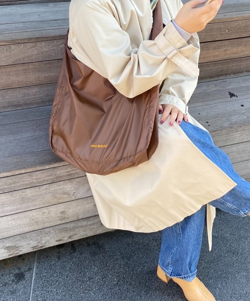 Daily russet（デイリー ラシット）の「【パッカブル仕様】ワンショルダーバッグ（ショルダーバッグ・レディース・ボルドー/イエロー/ホワイト/ブラック/ベージュ/ブラウン/グレー/カーキ・FREE）」の4枚目の写真