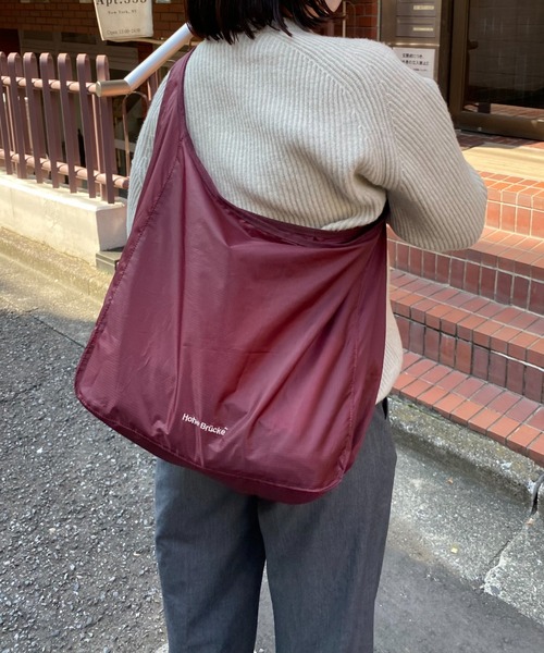 Daily russet（デイリー ラシット）の「【パッカブル仕様】ワンショルダーバッグ（ショルダーバッグ・レディース・ボルドー/イエロー/ホワイト/ブラック/ベージュ/ブラウン/グレー/カーキ・FREE）」の8枚目の写真