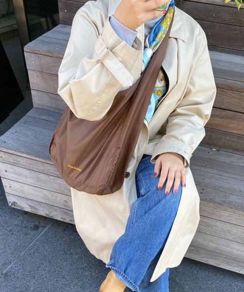 Daily russet（デイリー ラシット）の「【パッカブル仕様】ワンショルダーバッグ（ショルダーバッグ・レディース・ボルドー/イエロー/ホワイト/ブラック/ベージュ/ブラウン/グレー/カーキ・FREE）」の10枚目の写真