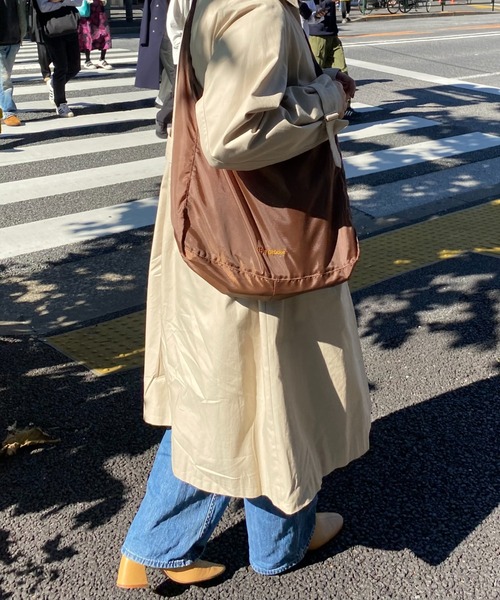 Daily russet（デイリー ラシット）の「【パッカブル仕様】ワンショルダーバッグ（ショルダーバッグ・レディース・ボルドー/イエロー/ホワイト/ブラック/ベージュ/ブラウン/グレー/カーキ・FREE）」の13枚目の写真