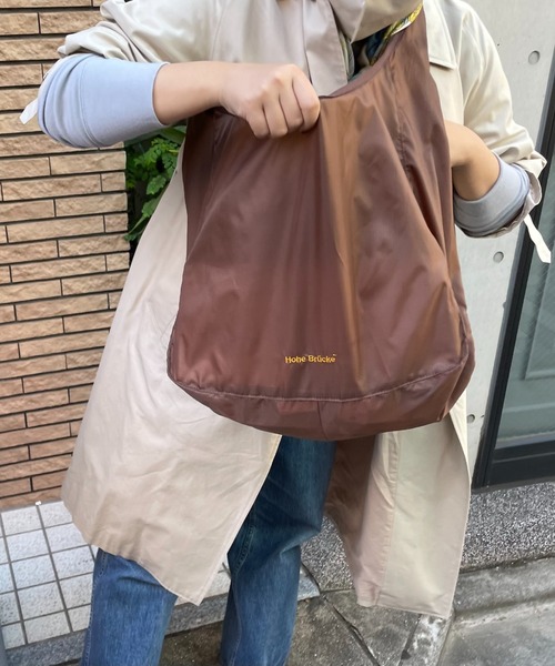 Daily russet（デイリー ラシット）の「【パッカブル仕様】ワンショルダーバッグ（ショルダーバッグ・レディース・ボルドー/イエロー/ホワイト/ブラック/ベージュ/ブラウン/グレー/カーキ・FREE）」の19枚目の写真