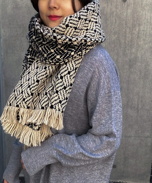 John branigan(ジョンブラニガン)の「【John Branigan】TWEED STOLE(マフラー・レディース・ピンク/ブラック/アイボリー・FREE)」の5枚目の写真