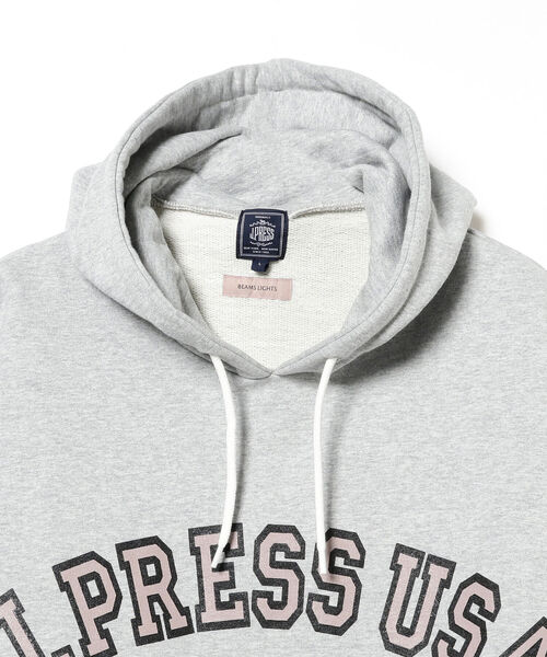 J.PRESS(ジェイプレス)の「J.PRESS × BEAMS LIGHTS / 別注 ロゴ スウェット フーディ(パーカー・メンズ・グレー/ネイビー・M/L)」の22枚目の写真