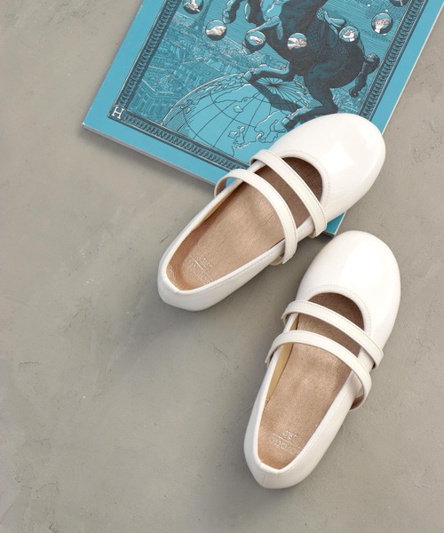 SOROTTO（ソロット）の「ゴム付きダブルベルト パンプス（バレエシューズ・キッズ・ブラック/シルバー/ホワイト/ネイビー・16.0cm/17.0cm/18.0cm/19.0cm/20.0cm/21.0cm/22.0cm）」の10枚目の写真