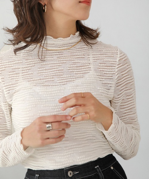 Bou Jeloud(ブージュルード)の「ボトルネックシアーインナー(Tシャツ/カットソー・レディース・ホワイト/ブラック・FREE)」の5枚目の写真