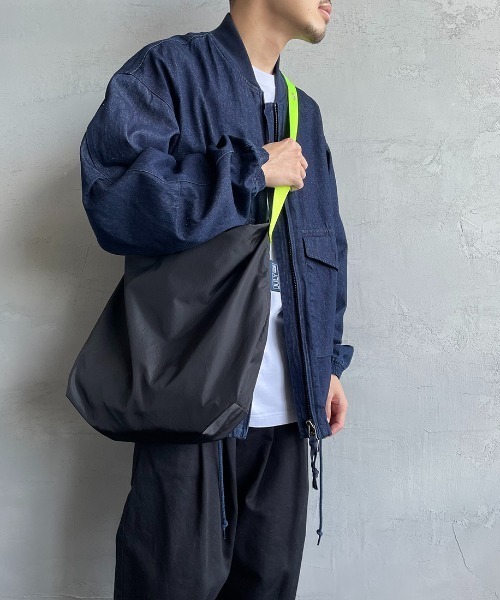 JULY NINE（ジュライナイン）の「【MORE 6月号掲載】[JULY NINE/ジュライナイン] 別注 SEQUEL ショルダーバッグ（ショルダーバッグ・レディース・グレー/ブラック/ベージュ/グリーン/ホワイト・ONE SIZE）」の15枚目の写真