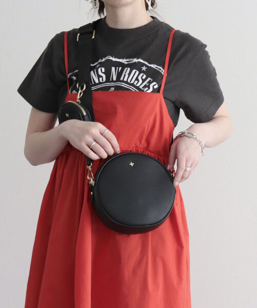 PETA+JAIN（ペタアンドジェーン）の「【PETA+JAIN/ペタアンドジェーン】丸型テープショルダーポシェット（ショルダーバッグ・レディース・ブラック・FREE）」の3枚目の写真