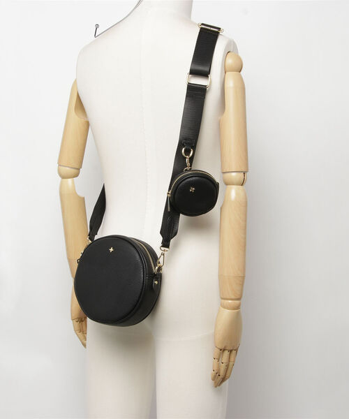 PETA+JAIN（ペタアンドジェーン）の「【PETA+JAIN/ペタアンドジェーン】丸型テープショルダーポシェット（ショルダーバッグ・レディース・ブラック・FREE）」の10枚目の写真