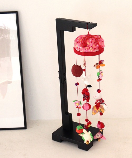 つまみ細工 吊るし飾りと雛飾りセット 雛壇 ピンク つまみ細工 吊るし飾りと雛飾りセット 雛壇 ピンク つまみ細工 吊るし