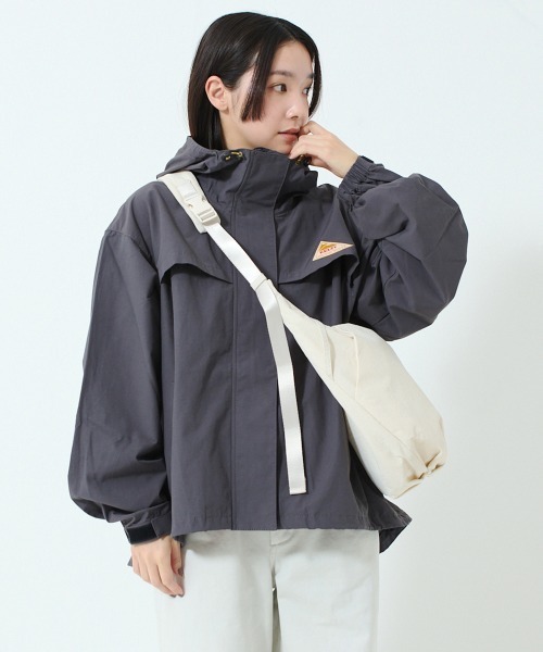 KELTY（ケルティ）の「ザパタジャケット / ショート丈マウンテンパーカ（撥水）（マウンテンパーカー・レディース・ブラック/カーキ/ベージュ/ライトブルー/ネイビー/チャコールグレー・M/L/S）」の20枚目の写真