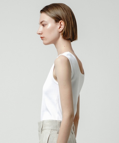 allureville（アルアバイル）の「デコルテネックプルオーバー（Tシャツ/カットソー・レディース・ホワイト/グリーン/ブラック/カーキ・2）」の10枚目の写真