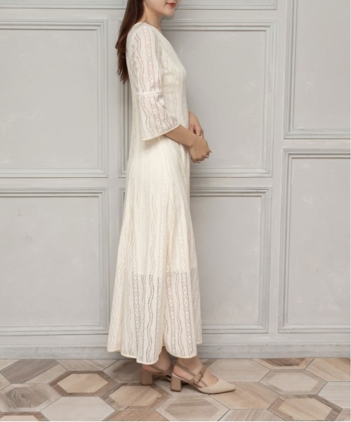 RANDA（ランダ）の「フレアスリーブレースワンピース（ドレス・レディース・ブラック/ホワイト・0/1）」の5枚目の写真