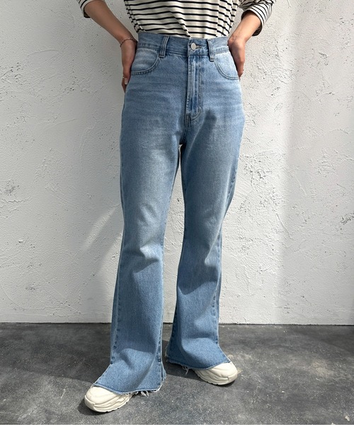 apres jour mignon（アプレジュールミニョン）の「裾スリットデニム【ZOZOTOWN限定アイテム】（デニムパンツ・レディース・グレー/ダークブルー/サックスブルー・SMALL/X-LARGE/MEDIUM/LARGE）」の17枚目の写真