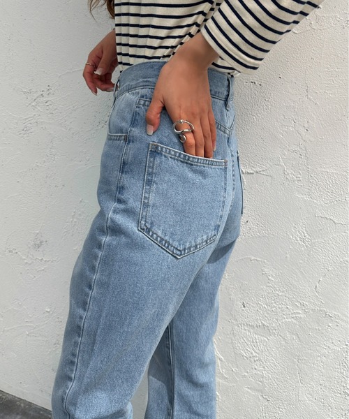 apres jour mignon（アプレジュールミニョン）の「裾スリットデニム【ZOZOTOWN限定アイテム】（デニムパンツ・レディース・グレー/ダークブルー/サックスブルー・SMALL/X-LARGE/MEDIUM/LARGE）」の22枚目の写真