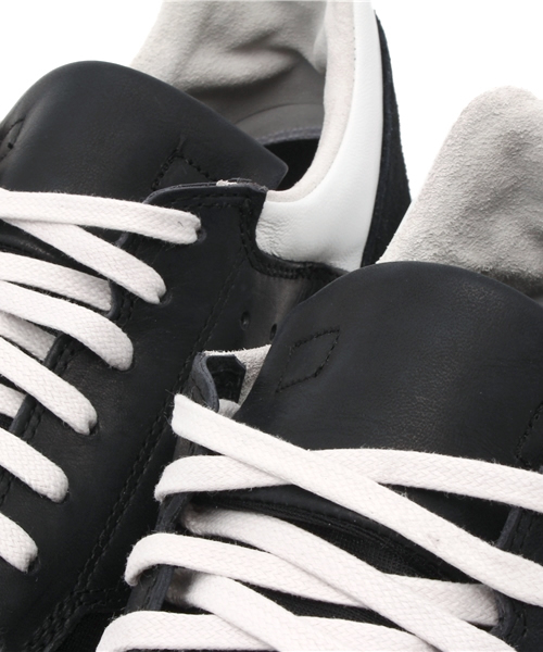 Rick Owens（リックオウエンス）の「RICK OWENS 『SPRING BLADE LOW』スニーカー（スニーカー・メンズ・ブラック/シルバー・8/9/7）」の4枚目の写真