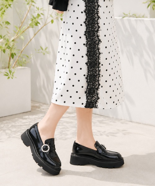 coca(ANDEX shoes product)(コカ)の「coca / ビジューバックル付き 厚底ローファー(ローファー・レディース・ブラック・SMALL/MEDIUM/LARGE)」の18枚目の写真