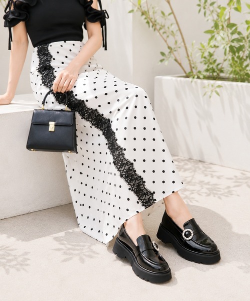 coca(ANDEX shoes product)(コカ)の「coca / ビジューバックル付き 厚底ローファー(ローファー・レディース・ブラック・SMALL/MEDIUM/LARGE)」の22枚目の写真