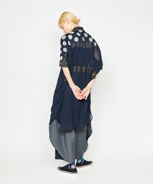 gomme（ゴム）の「ドットデニム　デニムシャツ（シャツ/ブラウス・レディース・インディゴブルー/ブラック・MEDIUM）」の12枚目の写真