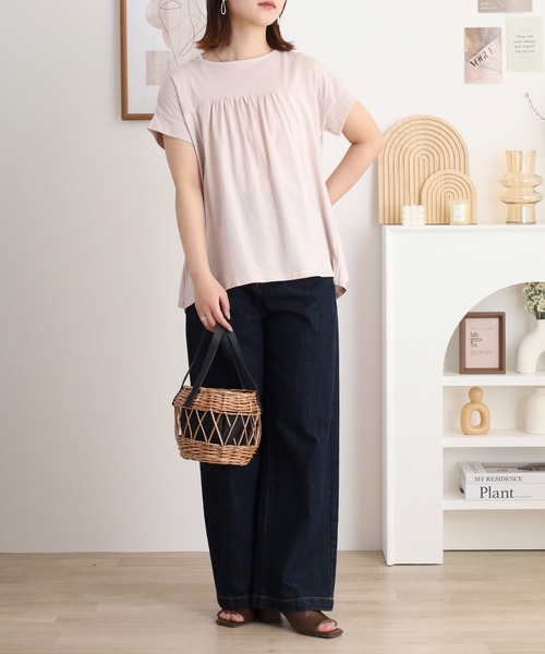 atONE(アットワン)の「atONE バックダブル半袖プルオーバー(Tシャツ/カットソー・レディース・ホワイト/ライトブラウン/ブラック/ピンクベージュ・LL~3L/4L~5L/M~L/M-L)」の13枚目の写真
