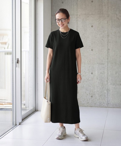 STYLE DELI(スタイルデリ)の「拾わないTシャツ型Iラインワンピース(ワンピース・レディース・オフホワイト/ブラック・FREE)」の2枚目の写真