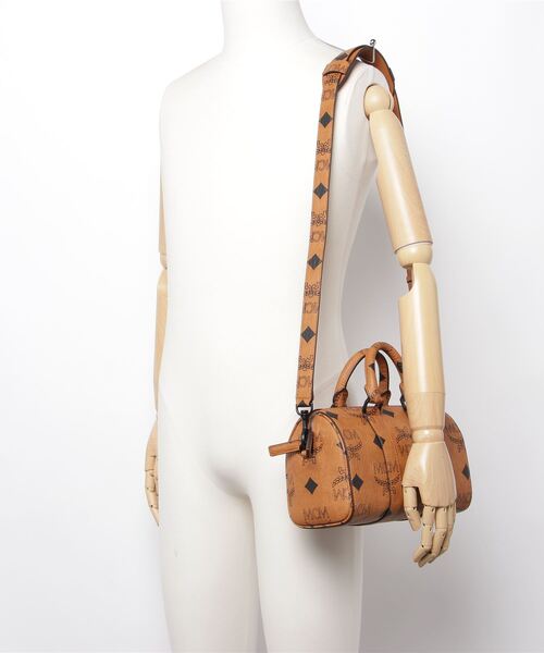 MCM（エムシーエム）の「Aren ボストン バッグ - マキシ ヴィセトス（ボストンバッグ・メンズ・ブラウン・SMALL）」の8枚目の写真