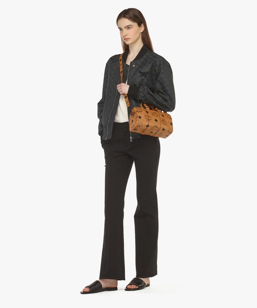 MCM（エムシーエム）の「Aren ボストン バッグ - マキシ ヴィセトス（ボストンバッグ・メンズ・ブラウン・SMALL）」の9枚目の写真