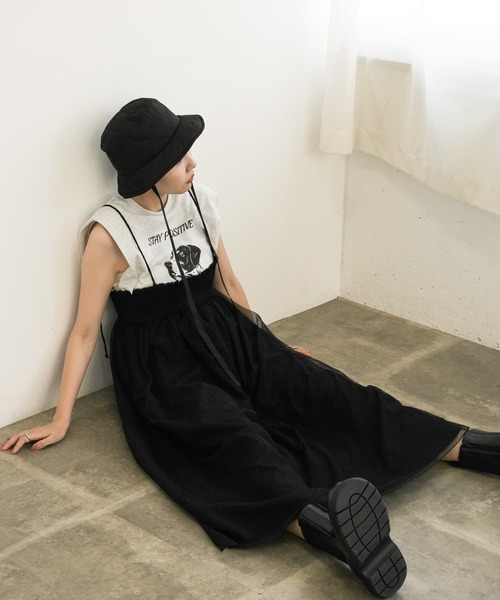 KBF(ケイビーエフ)の「チュールドッキング2WAYキャミワンピース(ワンピース・レディース・ブラック/ベージュ/ブルー・ONE)」の2枚目の写真