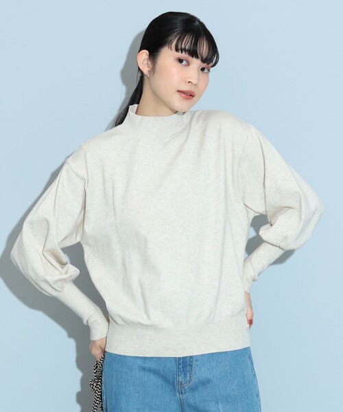 BEAMS HEART(ビームスハート)の「ふっくら袖 ハイネック ニット プルオーバー(ウォッシャブル)(ニット/セーター・レディース・ブルー/ブラウン/パープル/アイボリー/ブラック・FREE)」の9枚目の写真