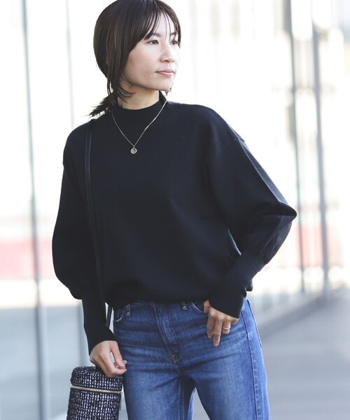 BEAMS HEART(ビームスハート)の「ふっくら袖 ハイネック ニット プルオーバー(ウォッシャブル)(ニット/セーター・レディース・ブルー/ブラウン/パープル/アイボリー/ブラック・FREE)」の22枚目の写真