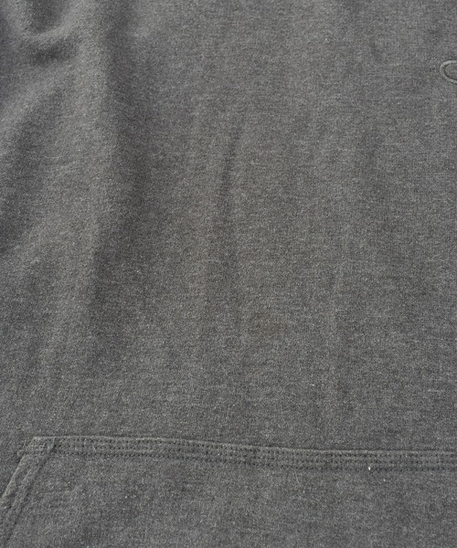 Champion(チャンピオン)の「【ヴィンテージ古着】Champion / チャンピオン ロゴ刺繍 スウェットパーカー(パーカー・メンズ・グレー・LARGE)」の9枚目の写真