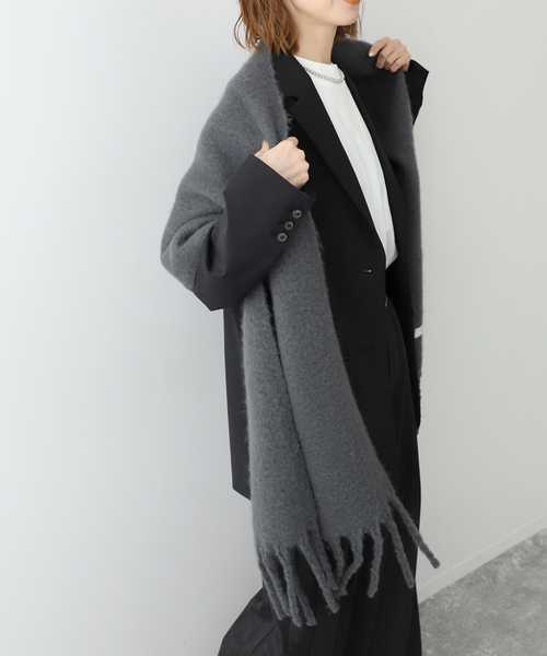 SLOBE IENA（スローブイエナ）の「SLOBE IEN エアリーカラーストール（ストール/ショール・レディース・キャメル/チャコールグレー/スカイブルー/ホワイト/ピンク・FREE）」の9枚目の写真