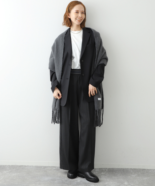 SLOBE IENA（スローブイエナ）の「SLOBE IEN エアリーカラーストール（ストール/ショール・レディース・キャメル/チャコールグレー/スカイブルー/ホワイト/ピンク・FREE）」の12枚目の写真