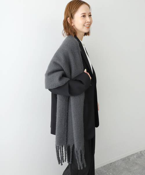 SLOBE IENA（スローブイエナ）の「SLOBE IEN エアリーカラーストール（ストール/ショール・レディース・キャメル/チャコールグレー/スカイブルー/ホワイト/ピンク・FREE）」の17枚目の写真