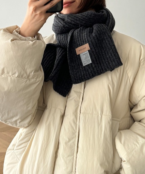 CANAL JEAN（キャナルジーン）の「El mar　カシミアタッチリブマフラー（マフラー・レディース・チャコールグレー/ブルー/ベージュ/グレー/ブラウン・ONE SIZE）」の6枚目の写真