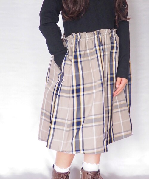 SHOO・LA・RUE（シューラルー）の「◆【110-140cm】チェック柄 ドッキングワンピース（ワンピース・キッズ・アイボリー/ブラック・11/12/13/14）」の11枚目の写真