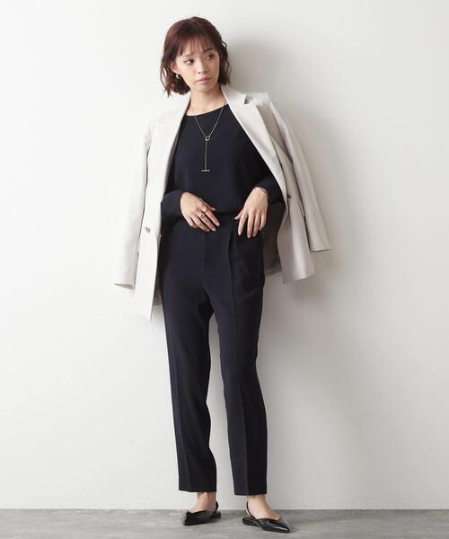 Liesse(リエス)の「テーパードパンツ(セットアップ対応可)(スラックス・レディース・ネイビー/ベージュ/ブラック・XS/S/M/4)」の17枚目の写真