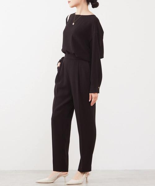 Liesse(リエス)の「テーパードパンツ(セットアップ対応可)(スラックス・レディース・ネイビー/ベージュ/ブラック・XS/S/M/4)」の8枚目の写真