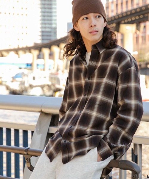 WEGO（ウィゴー）の「WEGO/オンブレチェックシャツ（シャツ/ブラウス・メンズ・ブルー系その他2/ブラック系その他2/ブラウン系その他2/レッド系その他・SMALL/MEDIUM/LARGE）」の21枚目の写真