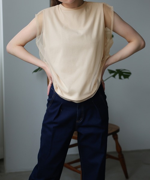 Girly Doll（ガーリードール）の「チュールレイヤードノースリーブTee（Tシャツ/カットソー・レディース・ベージュ/カーキ/ブラック/オフホワイト・F）」の11枚目の写真
