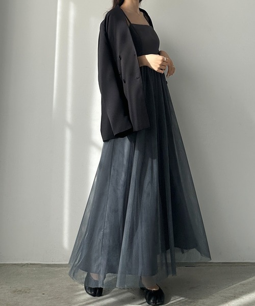 Louere(ルエレ)の「チュール切替フレアキャミワンピース(ワンピース・レディース・ブラック/ダークグレー/アイボリー/ライトグレー/ブルー・X-LARGE/LARGE/MEDIUM/SMALL)」の13枚目の写真