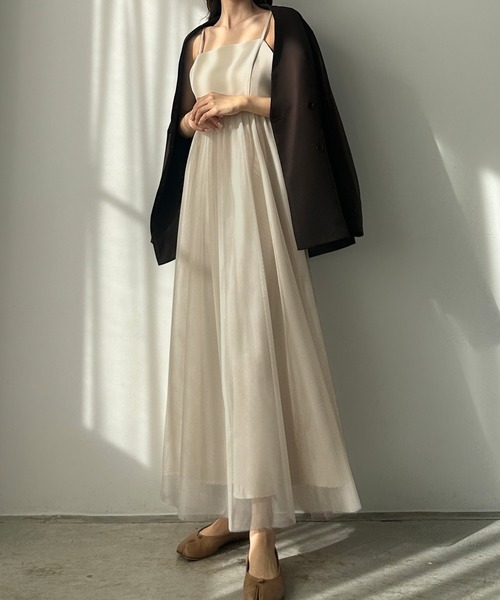 Louere(ルエレ)の「チュール切替フレアキャミワンピース(ワンピース・レディース・ブラック/ダークグレー/アイボリー/ライトグレー/ブルー・X-LARGE/LARGE/MEDIUM/SMALL)」の20枚目の写真