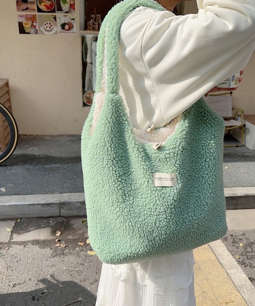 aimoha(アイモハ)の「リバーシブルボアトート(トートバッグ・レディース・ピンク/パープル/ブラウン/ベージュ/グリーン/グレー・FREE)」の17枚目の写真