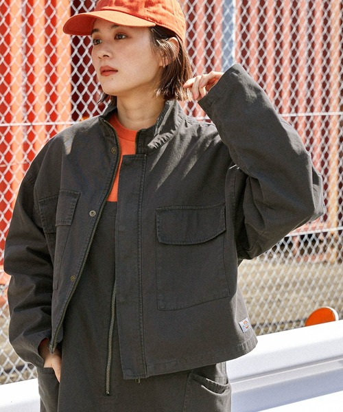 Dickies（ディッキーズ）の「Dickies/ディッキーズ ユーズド加工オーバーダイショートスタンドジャケット【セットアップ対応】（ミリタリージャケット・レディース・ベージュ/ブラック/ライトブルー/オフホワイト・M）」の11枚目の写真