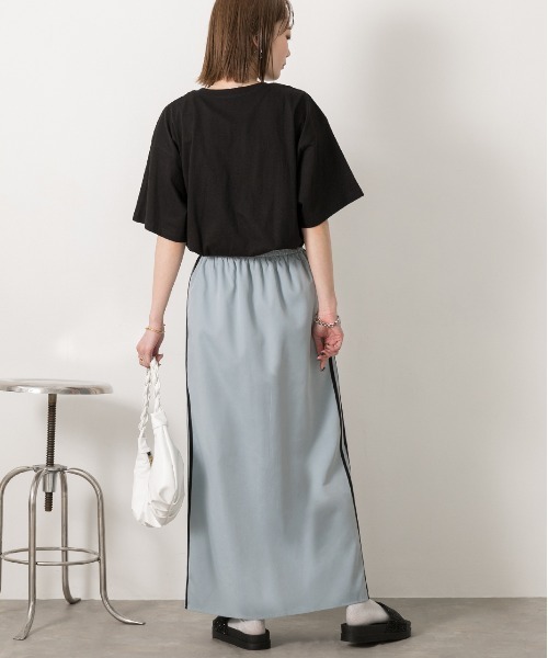 ad thie（アドティエ）の「サイドライン フロントスリットスカート（スカート・レディース・ブラック/ライトブルー/オフホワイト/ピンク・FREE）」の7枚目の写真