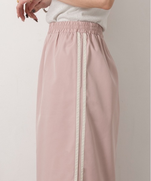 ad thie（アドティエ）の「サイドライン フロントスリットスカート（スカート・レディース・ブラック/ライトブルー/オフホワイト/ピンク・FREE）」の16枚目の写真