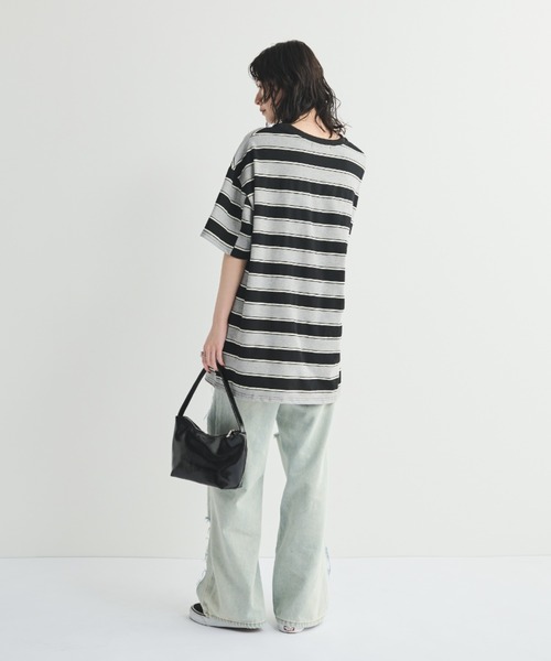 MERLOT（メルロー）の「フェイクレイヤードダメージデニム（デニムパンツ・レディース・ブルー・MEDIUM/LARGE）」の16枚目の写真