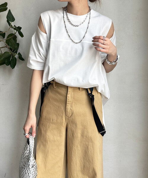 DouDou（ドゥドゥ）の「袖スリット5分袖TEE（Tシャツ/カットソー・レディース・ブラック/ネイビー/オフホワイト・FREE）」の11枚目の写真